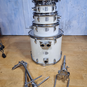 펄 리듬트레블러 드럼 세트