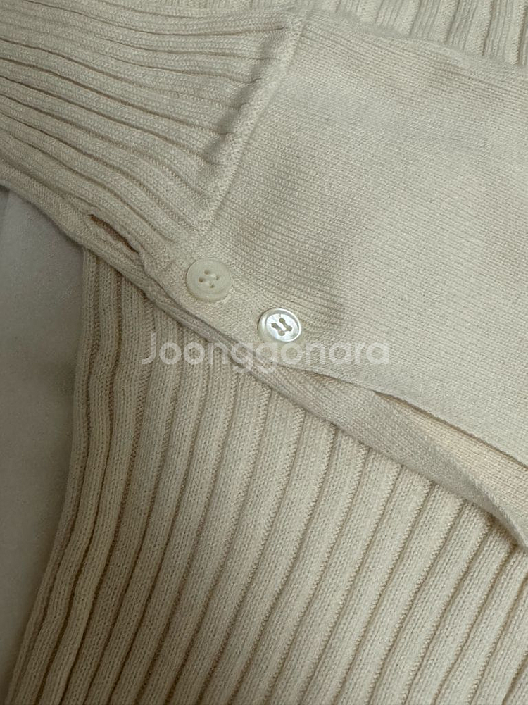 시에 로하 리브드 가디건 크림--4