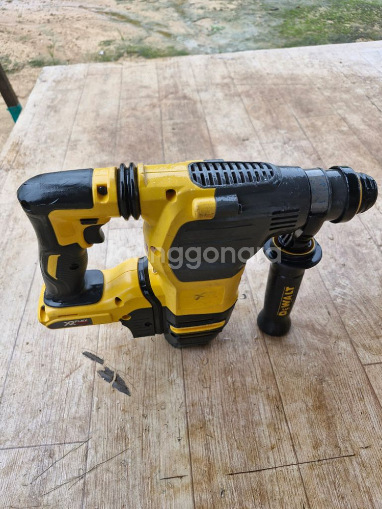 디월트충전함마드릴DCH333본체만--7