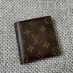 루이비통 모노그램 반지갑