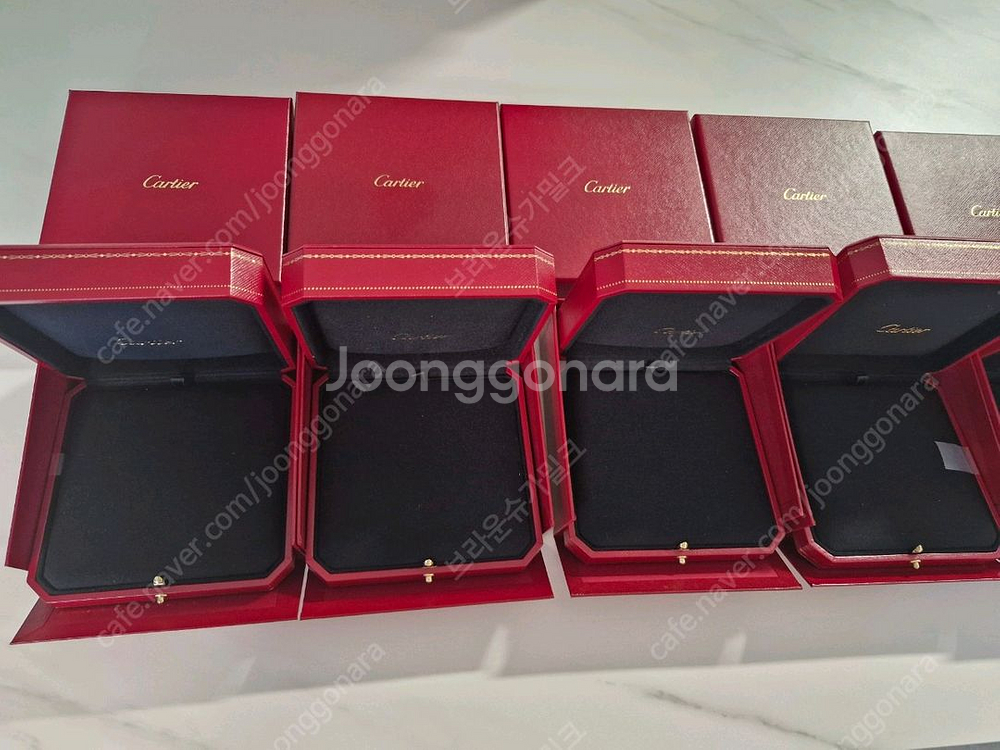 까르띠에 목걸이케이스 박스 쇼핑백팝니다--0