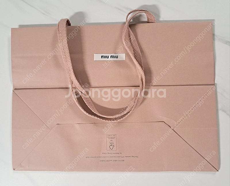 미우미우 신발 박스 쇼핑백 리본끈 팝니다--2