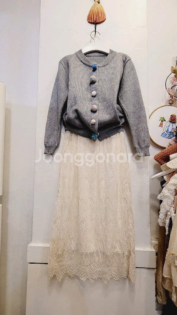 폼폼 가디건. 리버시블 레이스. 니트스커트--10