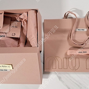 미우미우 신발박스 쇼핑백 리본끈 팝니다