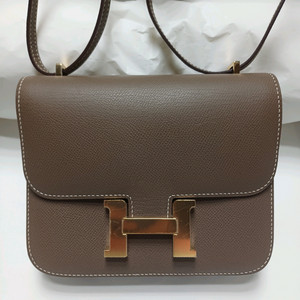 신형 콘스탄스 18 에토프 금장 앱송가죽 올수공 거울내장