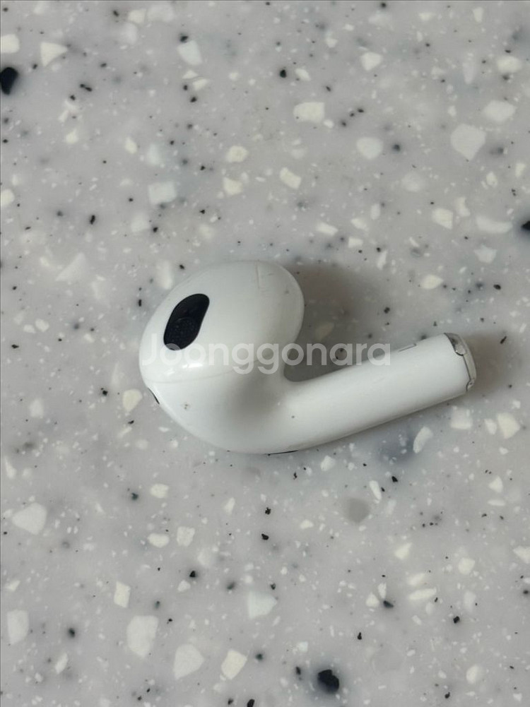 에어팟3세대 왼쪽 상태넘짱 급처요!!--2