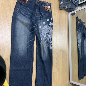 32-L)풍천상점 오리엔탈 봉황 자수 청바지