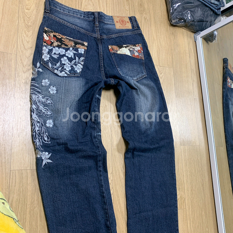 32-L)풍천상점 오리엔탈 봉황 자수 청바지--1
