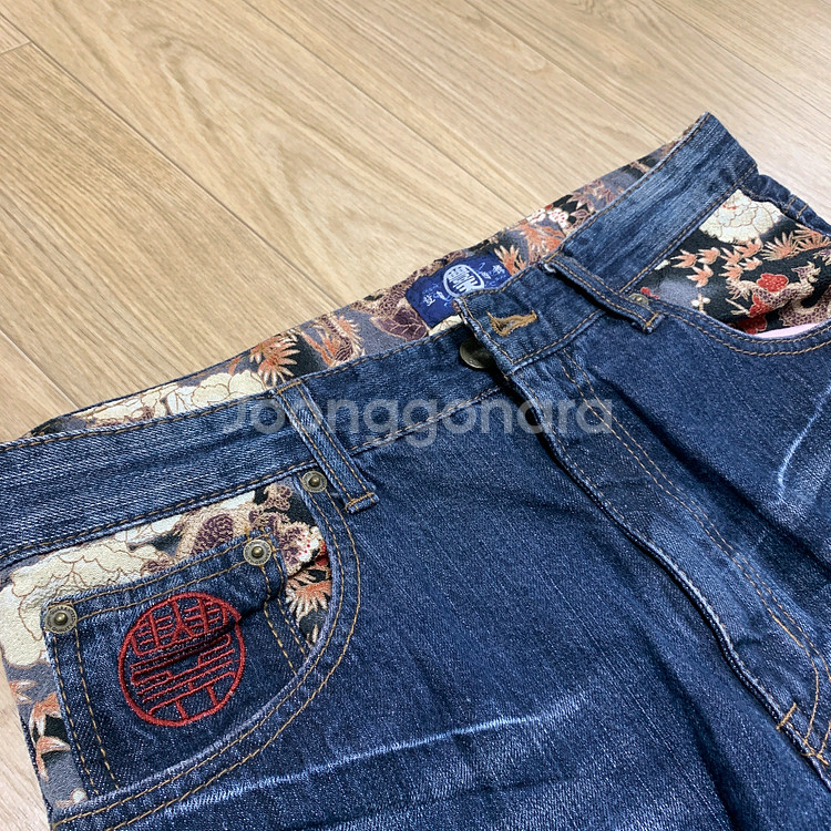 32-L)풍천상점 오리엔탈 봉황 자수 청바지--3