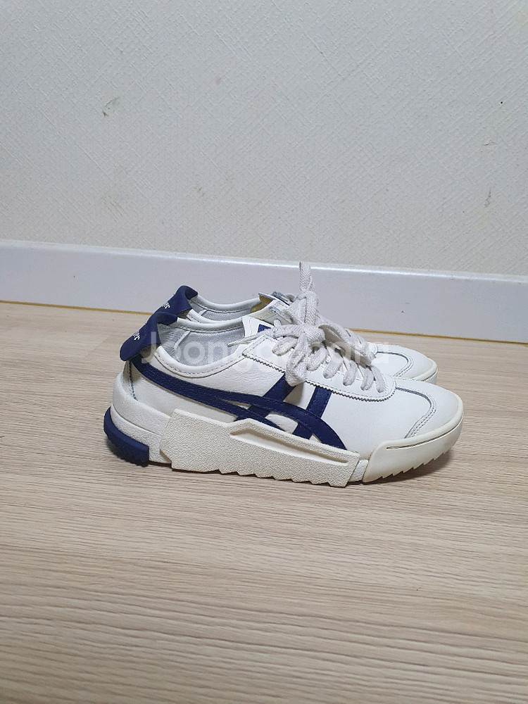 오니츠카타이거 D-트레이너 스니커즈 230--0