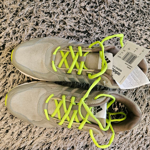 아디다스 클래식 운동화 팝니다.[새상품]