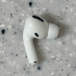 에어팟프로1 왼쪽 진짜싸게 급처합니다!!