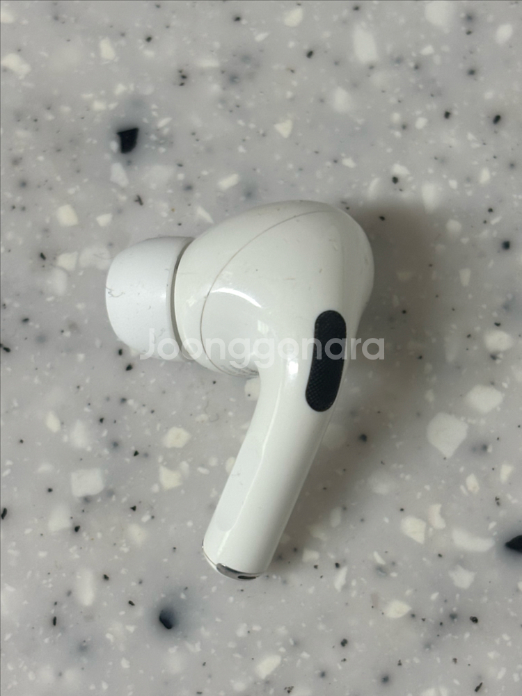 에어팟프로1 왼쪽 진짜싸게 급처합니다!!--3