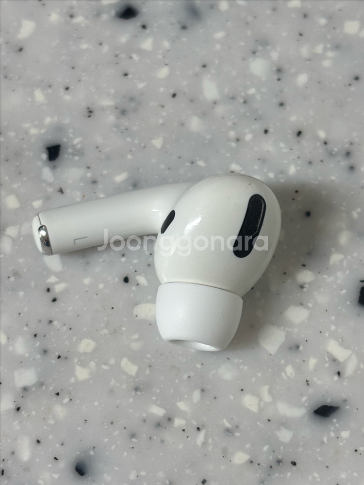 에어팟프로1 왼쪽 진짜싸게 급처합니다!!--1