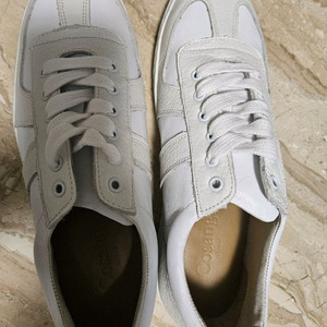 수제 스니커즈 팝니다.