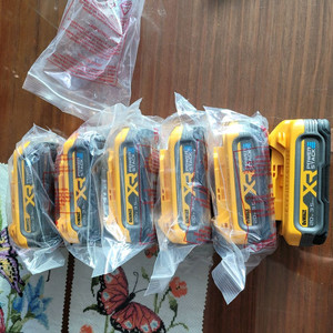 디월트 파워스택 밧데리 3.5a 3개