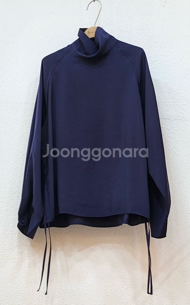 <새상품> 하이넥 블라우스 5color--8