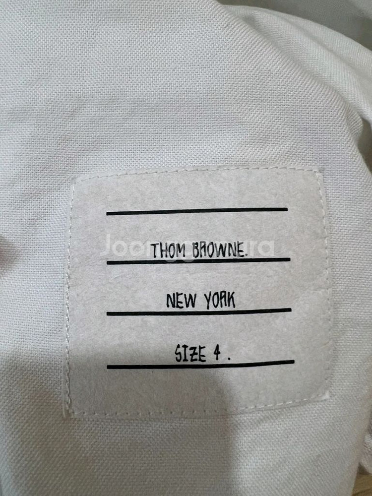 25fw 톰브라운 암밴드셔츠 4사이즈 (새상품급)--2