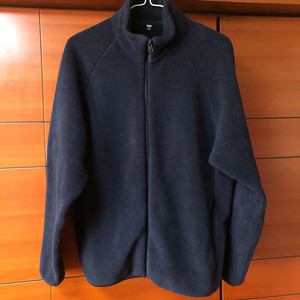 유니클로 후리스 네이비색상 M사이즈