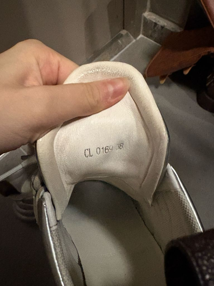 루이비통 아치라이트 240 이미지