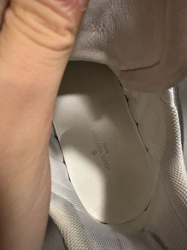 루이비통 아치라이트 240 이미지