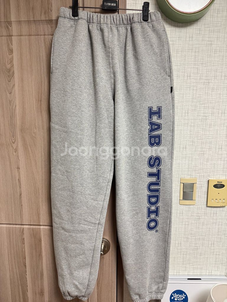 아이앱 스튜디오 스웨트팬츠 그레이 L사이즈 새상품--0