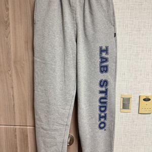 아이앱 스튜디오 스웨트팬츠 그레이 L사이즈 새상품