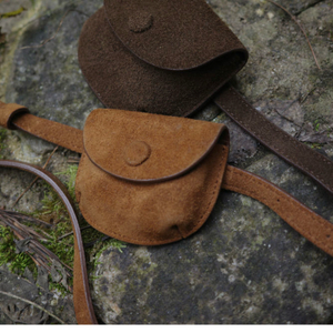 에크린 스웨이드 포켓백 새상품