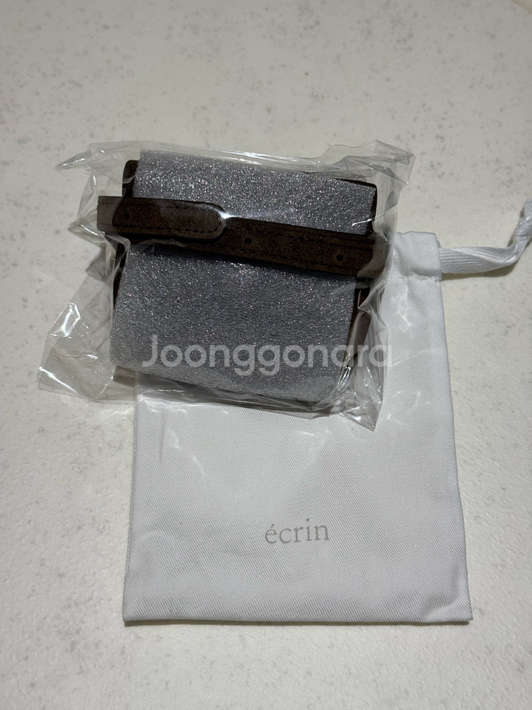에크린 스웨이드 포켓백 새상품--1
