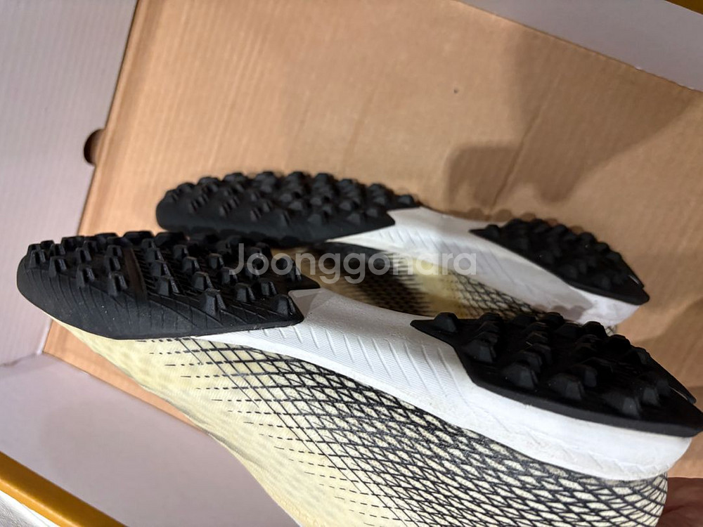 아디다스 고스티드 풋살화 270--3