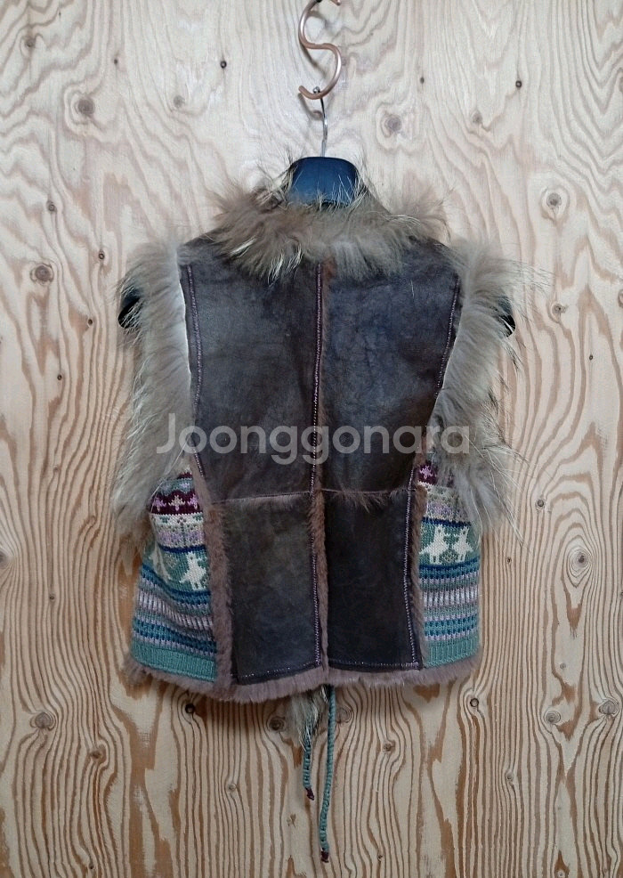 써스데이아일랜드 빈티지 토끼털 베스트--5