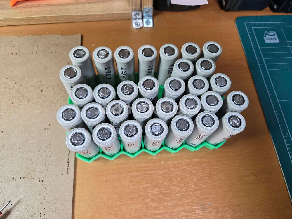 삼성 SDI 21700 30T 30개--1