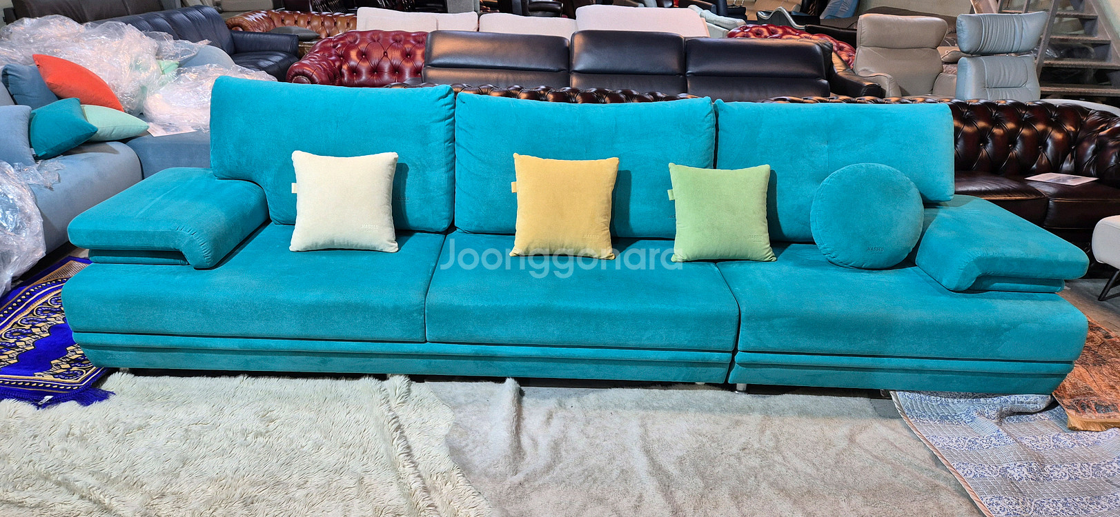 헷세드 플로리아 4인 일자형소파(드라이클리닝완료)--0