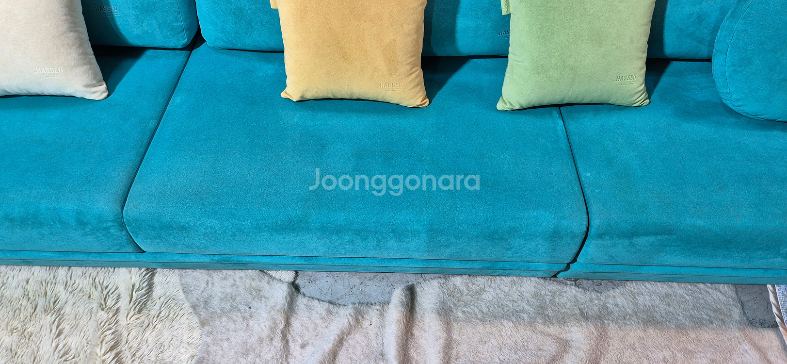 헷세드 플로리아 4인 일자형소파(드라이클리닝완료)--7