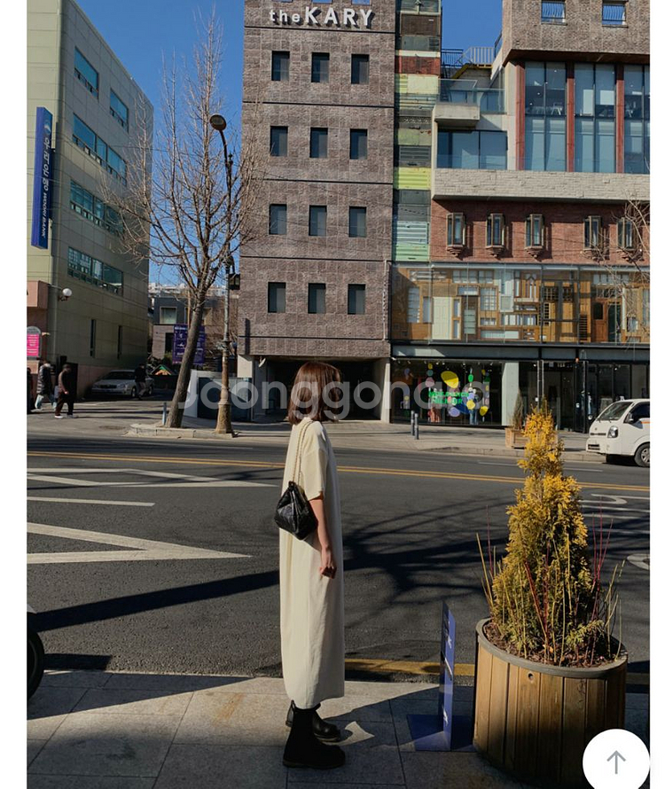 PROST J 극세사 아이보리 롱원피스 판매합니다.--0