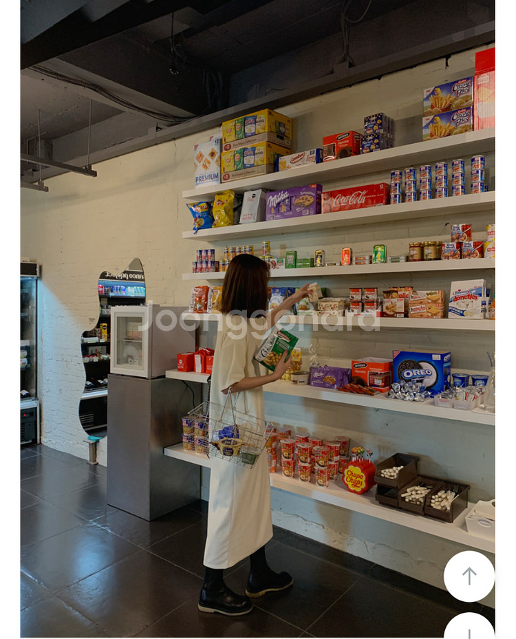 PROST J 극세사 아이보리 롱원피스 판매합니다.--2