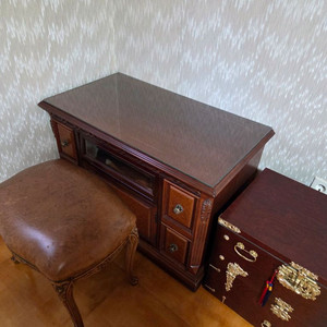 원목 장식장 화장대 가죽의자