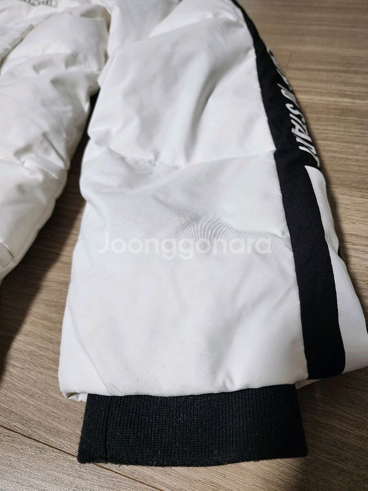 주니어 다운 패딩 애플핑크 150사이즈 화이트 색상--1