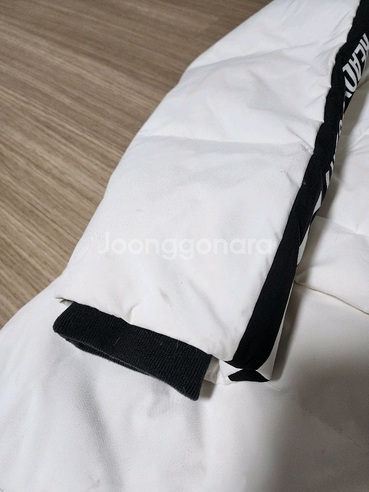 주니어 다운 패딩 애플핑크 150사이즈 화이트 색상--2