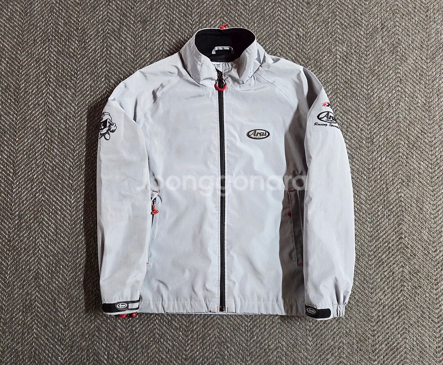 아라이 Arai 그레이 실버 구형 바람막이--1