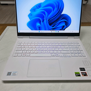 신품급 HP 오멘 16 게이밍 노트북 라이젠 AI9 RTX5070