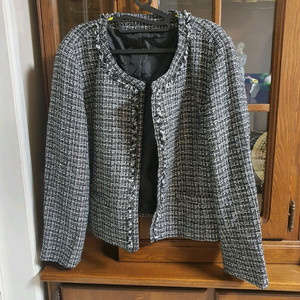 블랙 트위드 자켓 하객룩 정장 엘레나 고급진 화이트 패턴