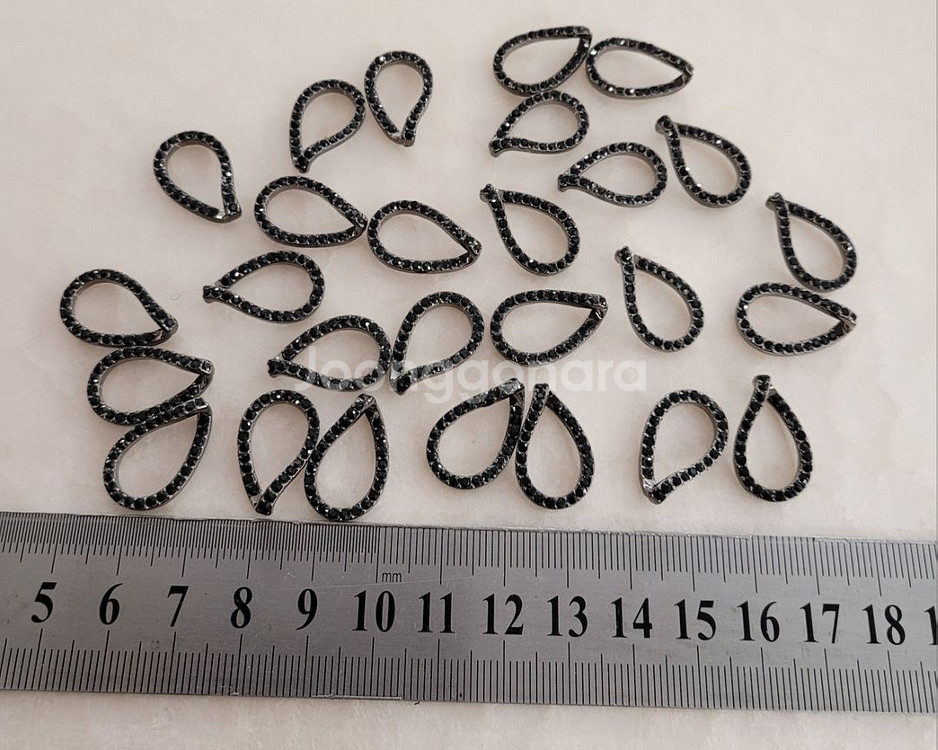 금속장식 꼬임물방울 20미리 27개 일괄--0