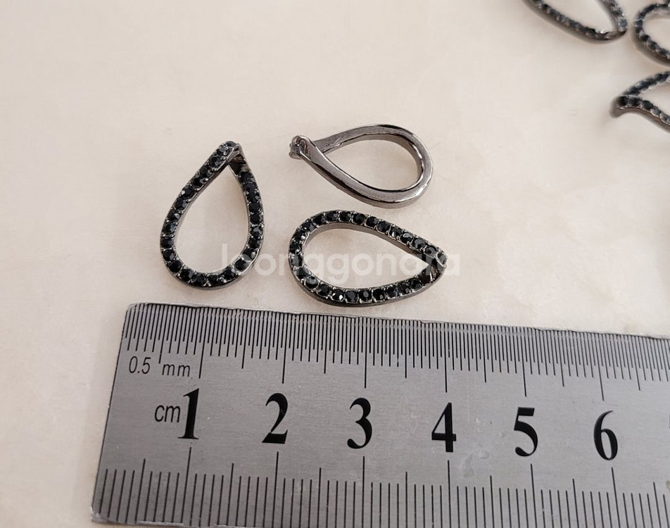 금속장식 꼬임물방울 20미리 27개 일괄--1