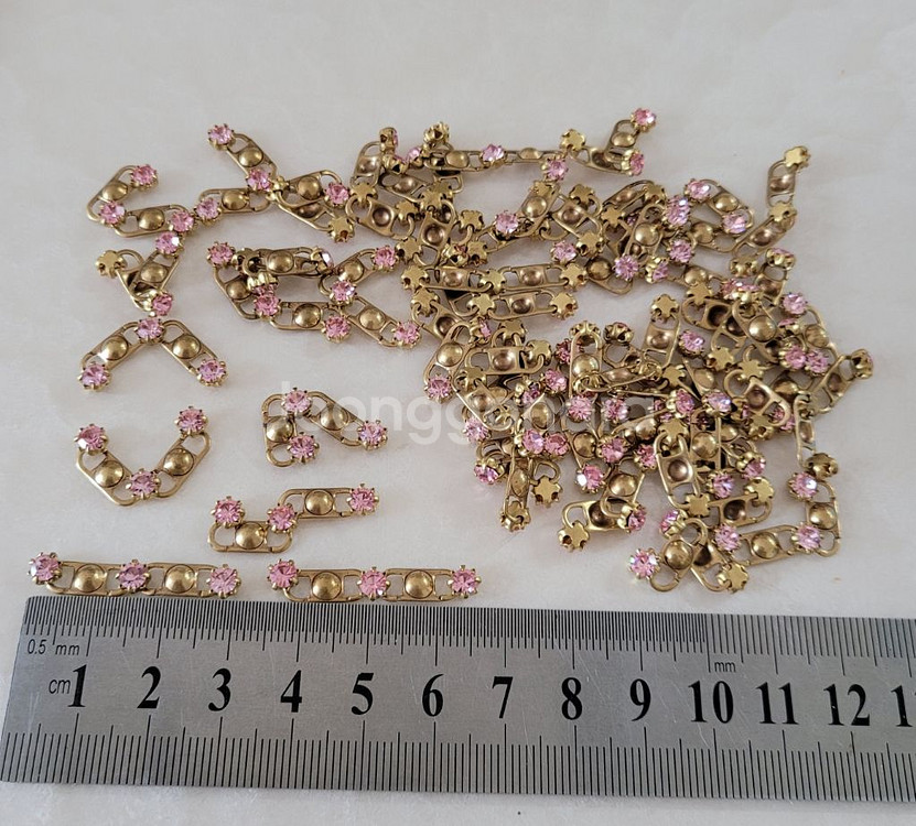 금속장식 캡큐빅장식 핑크색상 48개 일괄--0