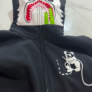 베이프 후드집업