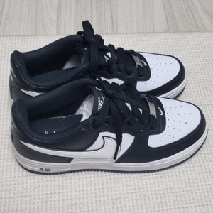 나이키 에어포스1 운동화 235