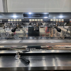 시모넬리 아우렐리아 커피머신 3그룹