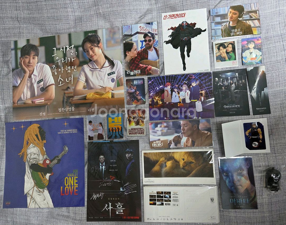 오리지널티켓, 필름마크, 엽서 등 각종 굿즈 판매--2