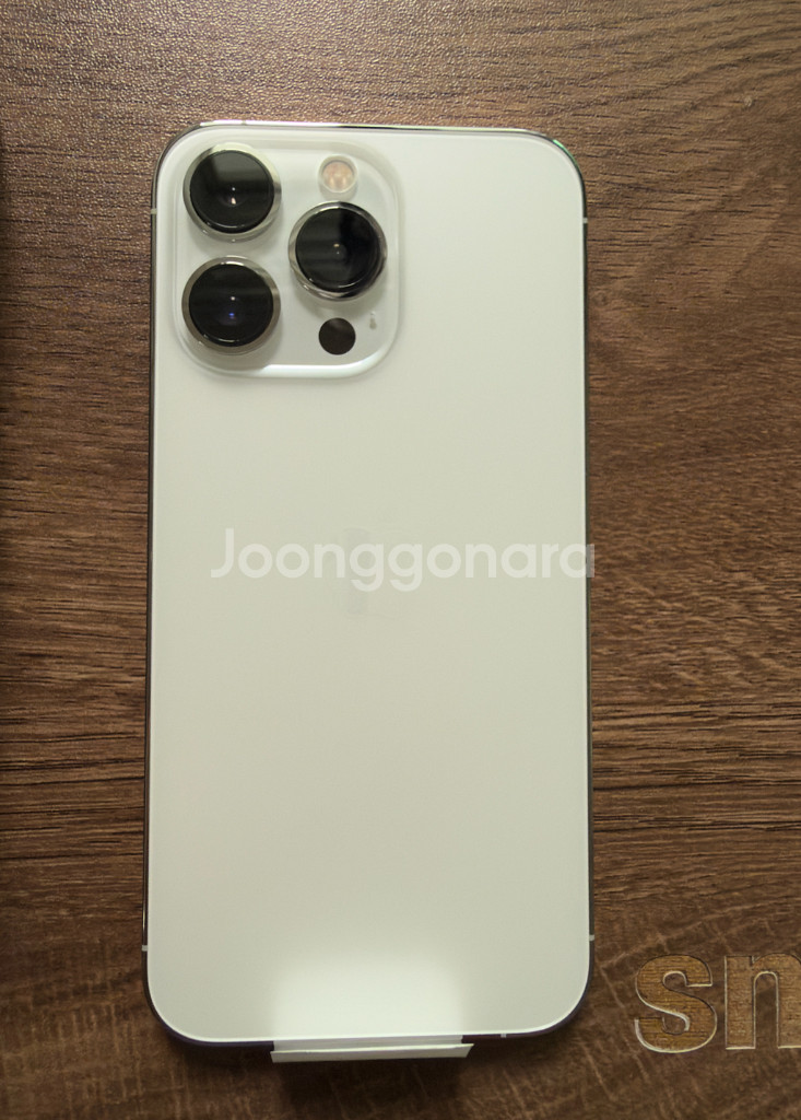 아이폰 13프로 256G 화이트 S급 팝니다--0